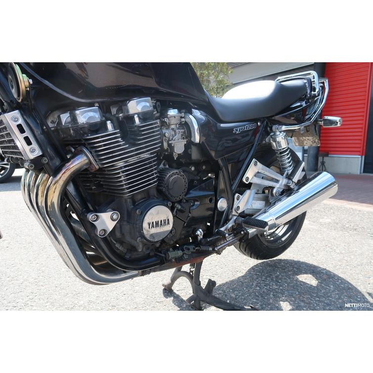 XJR Moottoripyörä