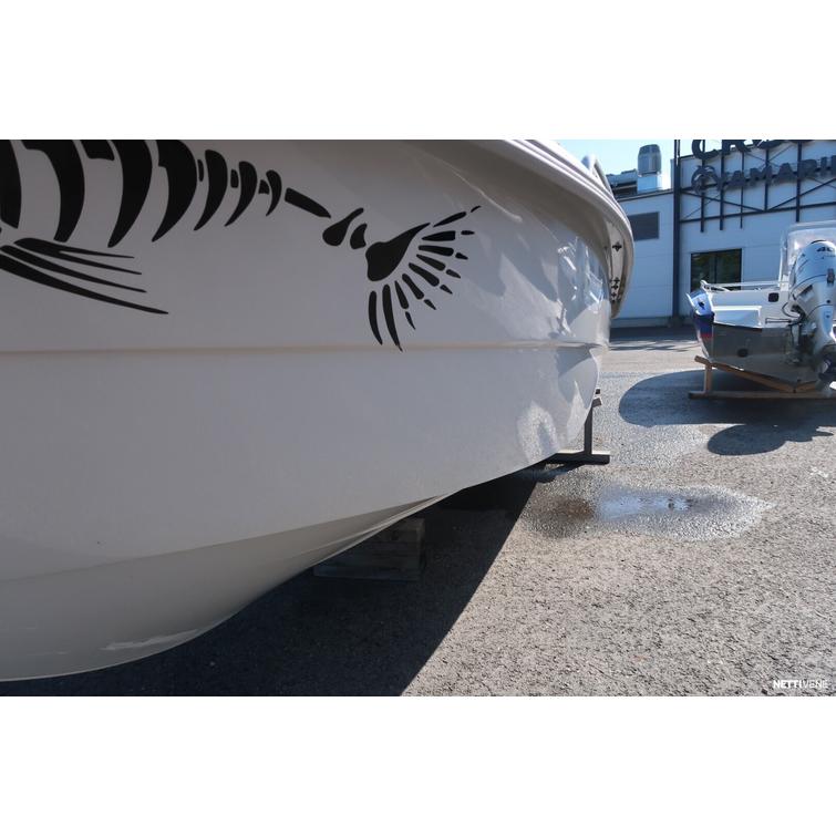 46 Fisher Per&auml;moottori