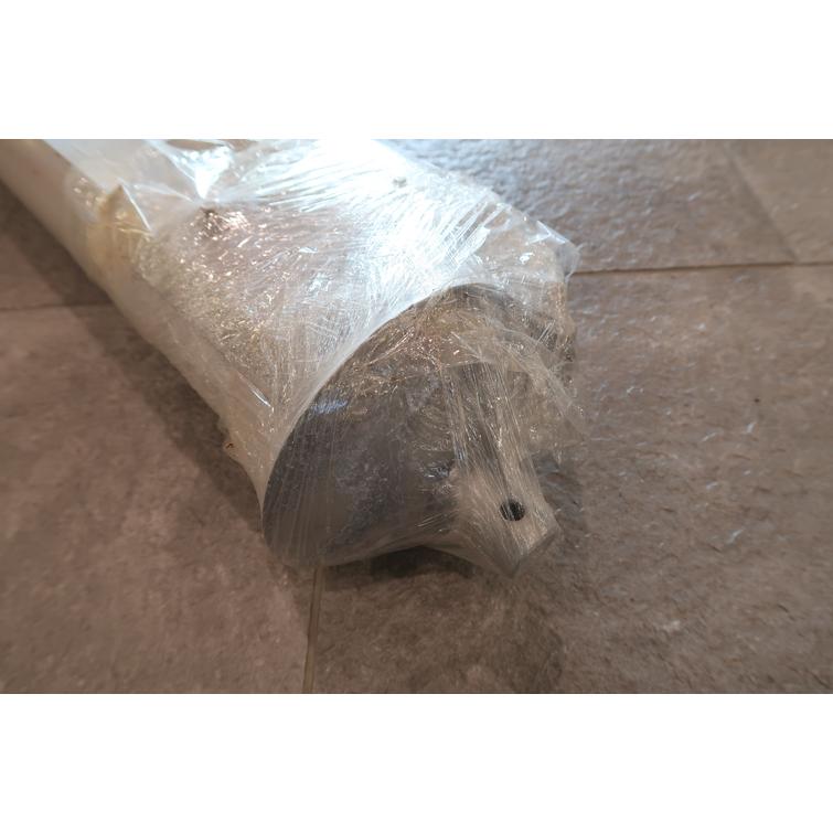 Lip-Lap 1,5 m pylväspari, ei sisällä kiinnitystarvikkeita, eikä pohjatassua