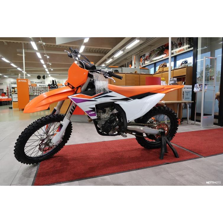 250 Moottoripy&ouml;r&auml;