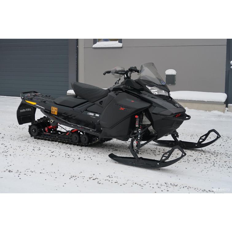 Renegade Moottorikelkka