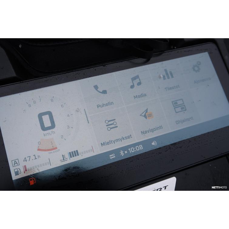 Summit Moottorikelkka