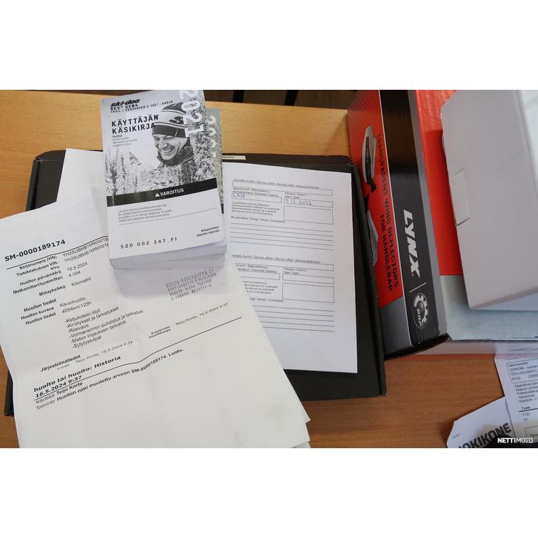 Backcountry Moottorikelkka