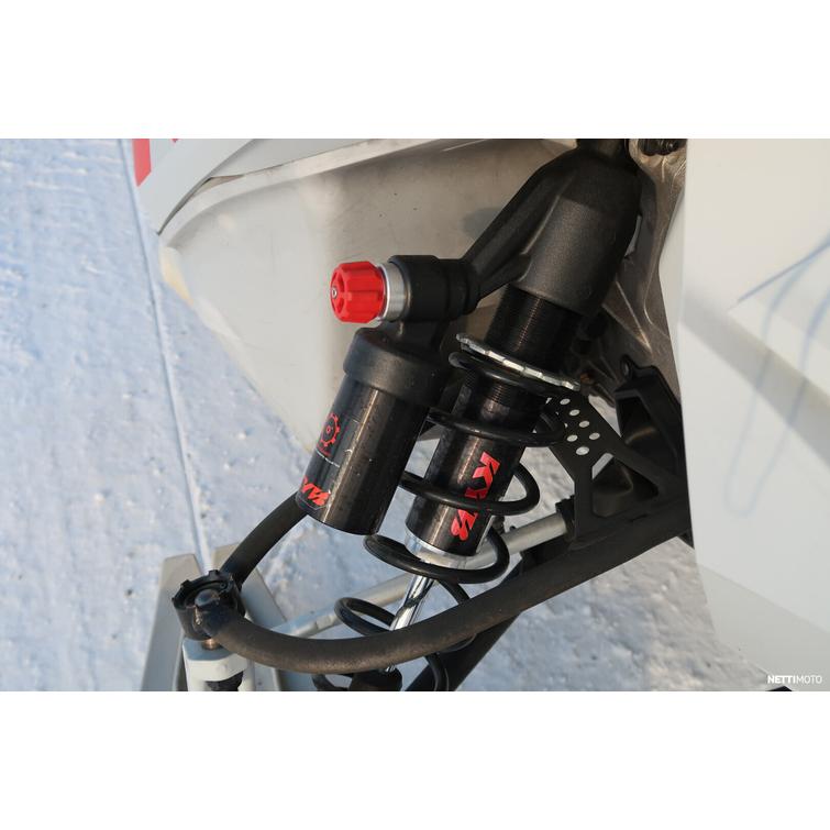 Freeride Moottorikelkka