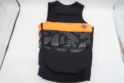 JetPilot C4 Impact Neo musta/oranssi vesiurheiluliivi Koko M