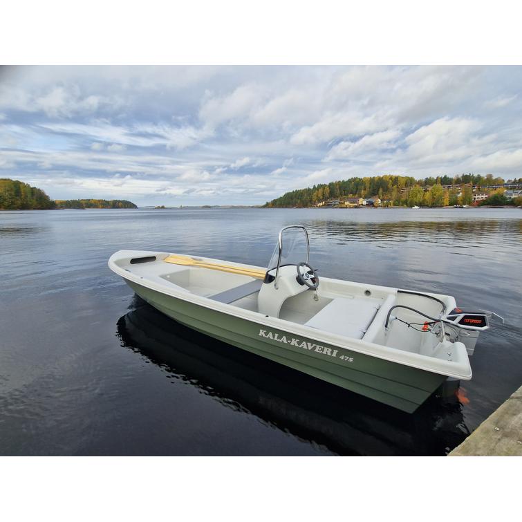 eSUVI 475 R 2026 uusi vene ja Torqeedo Cruise 2.0 akkuperämoottori