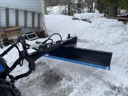 Perälevy 180cm, Hydraulinen Ympäripyörivä perälevy 180 cm säädettävillä tukijaloilla, hydrauliikka käyttöinen26/HST malleihin