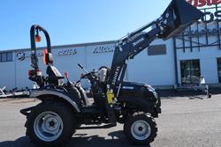 Solis 26 9+9 XL 4wd musta pientraktori etukuormaajalla ja sorakauhalla