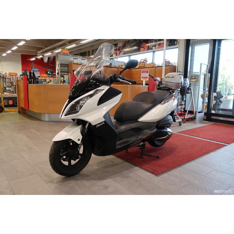 300i Skootteri
