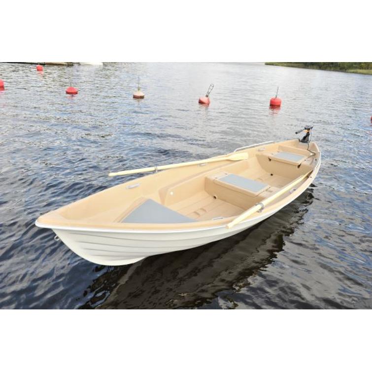 Soutu - Palta 495 2025 uusi soutuvene ja Yamaha M12 s&auml;hk&ouml;per&auml;moottori