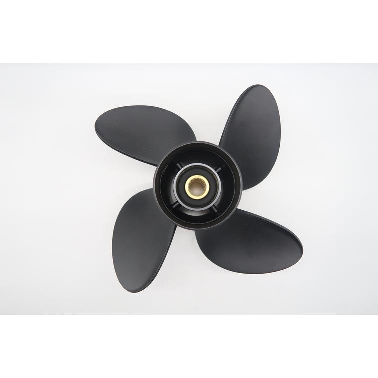 Solas Amita Suz/Ya 13.75 x 17" alumiinipotkuri 4-lapainen DF90-140 / Yamaha (K)