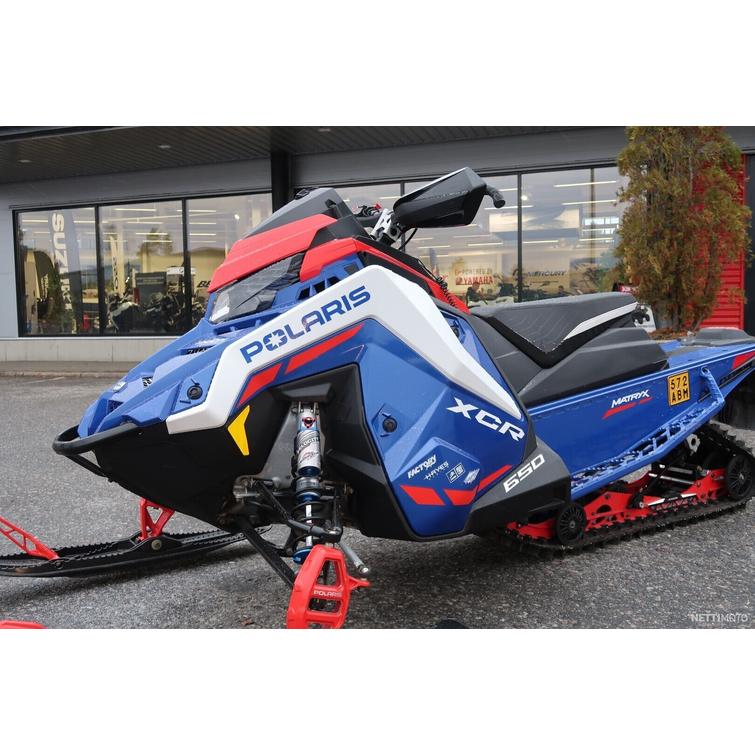 XCR Moottorikelkka