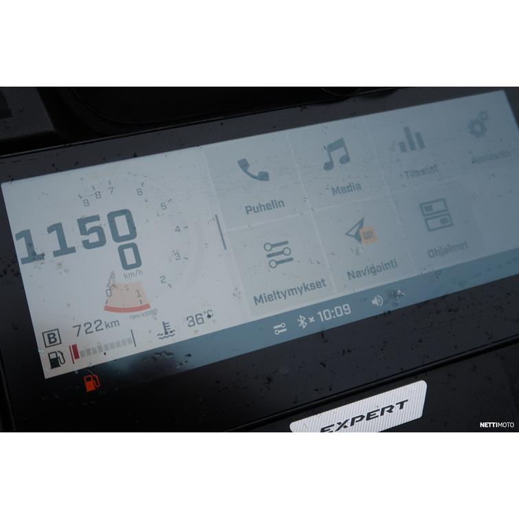 Summit Moottorikelkka