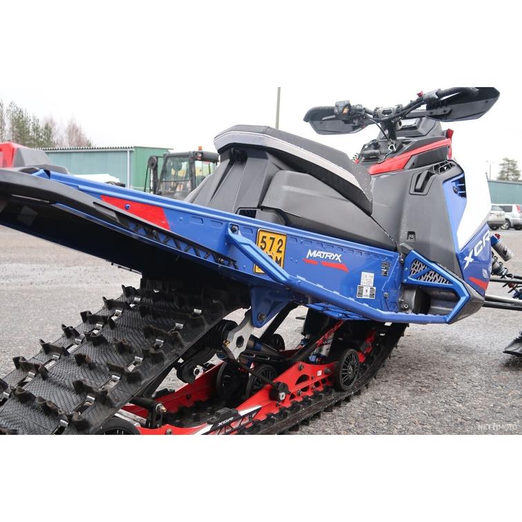 XCR Moottorikelkka