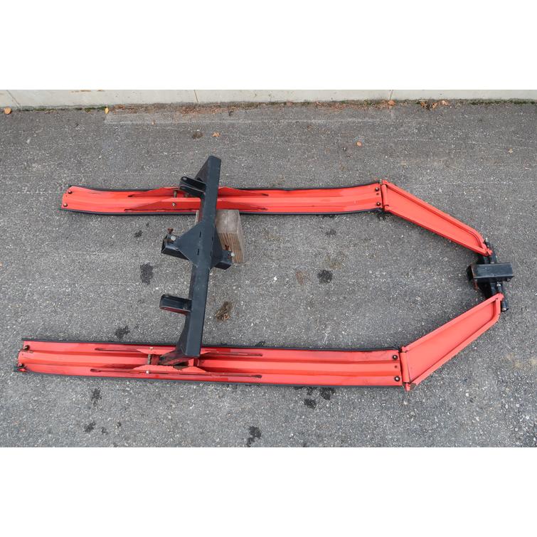 Rekisarja Timber ATV-kärriin renkaiden tilalle