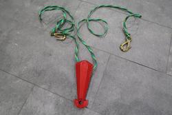 Vesihiihtovaljas Knaapistaknaapiin 3m ja k&ouml;yden kiinnike