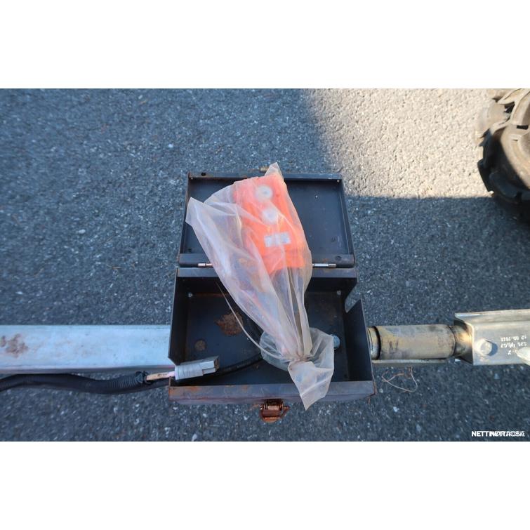 Sähkökippaava Lavakärri