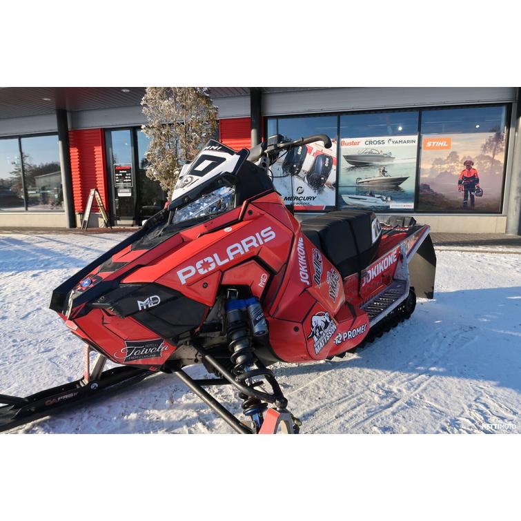 600 R Moottorikelkka