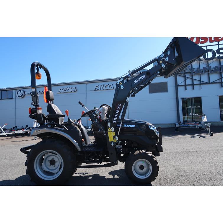 Solis 26 9+9 XL 4wd musta pientraktori etukuormaajalla ja sorakauhalla