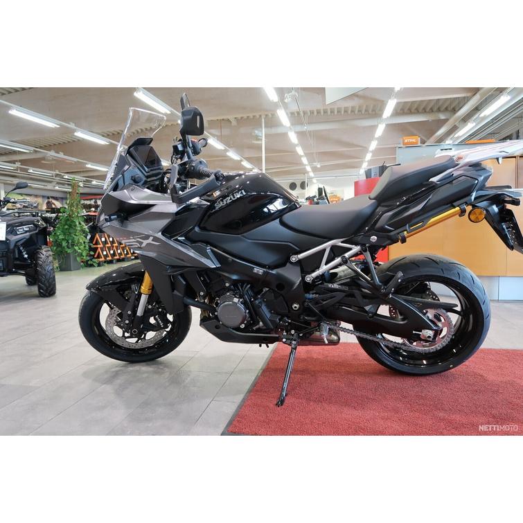 GSX-S Moottoripyörä