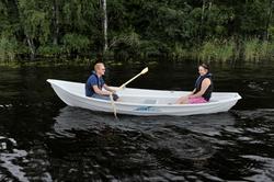 Suvi 420 Valkea 2022 uusi soutuvene