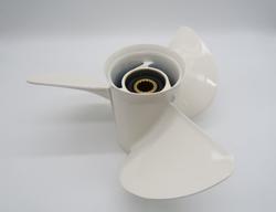 Potkuri Yamaha 13 x 23, (K) F70 - F115, alumiinia, valkea