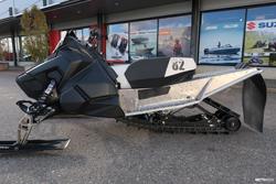 600 R Moottorikelkka