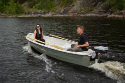 eSuvi 444 2026 +  Torqeedo Travel s&auml;hk&ouml;per&auml;moottorilla