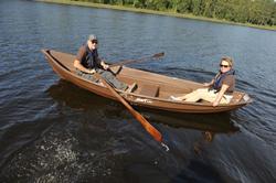 Suvi 420 Terva 2022 uusi soutuvene