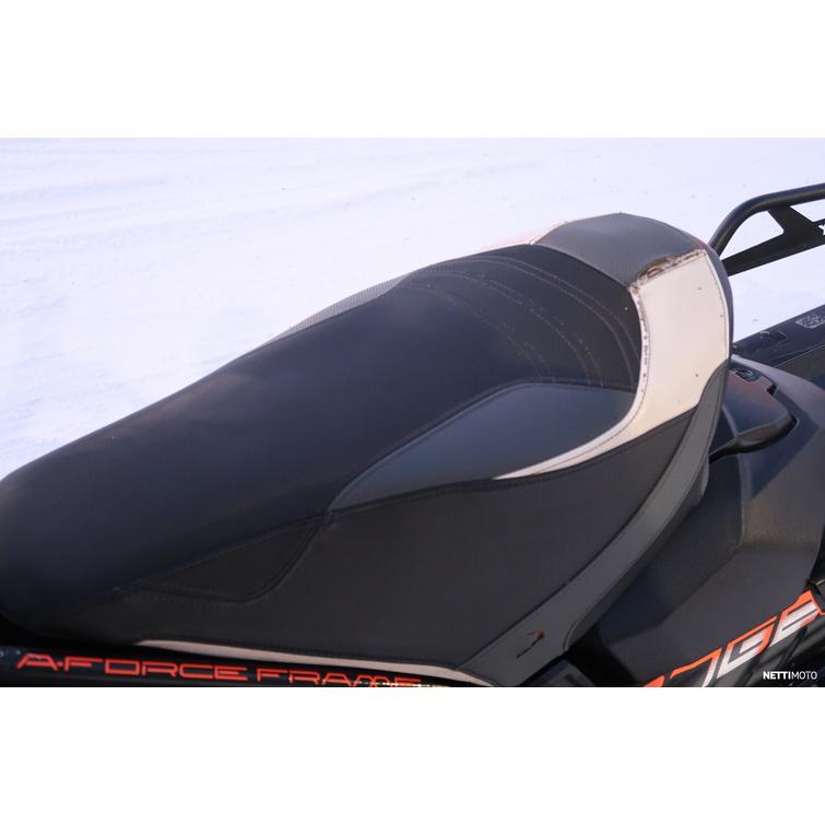 49 Ranger Moottorikelkka