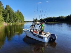 Suvi 47 Duo Fisher 2025 + Mercury F40 Elpt Efi uusi venepaketti