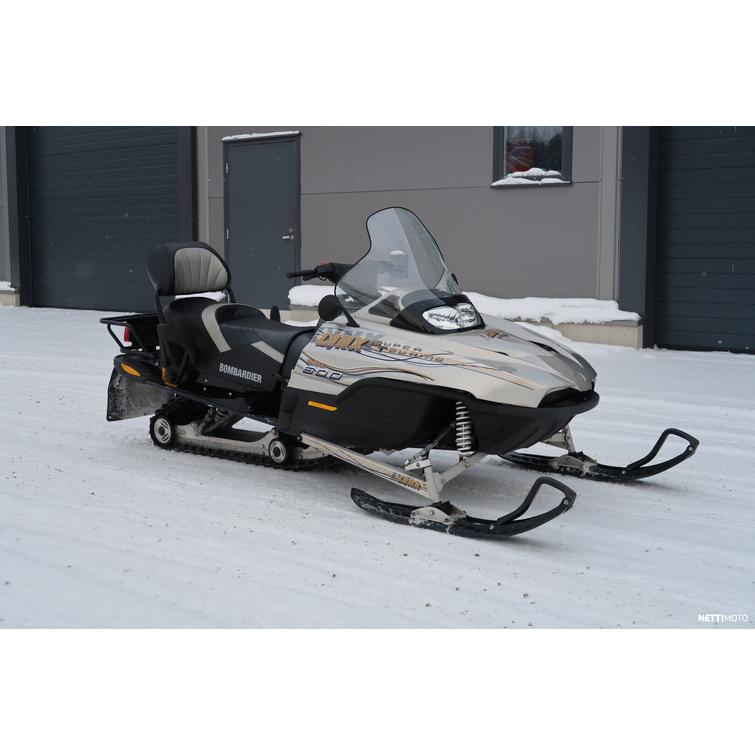 Super Touring Moottorikelkka