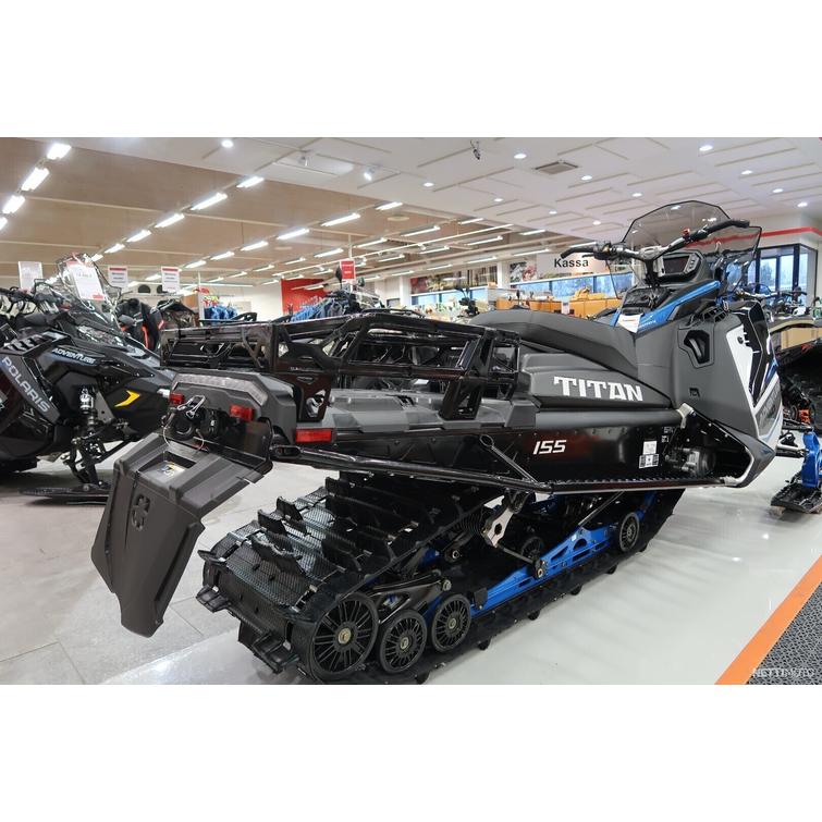 Titan Moottorikelkka