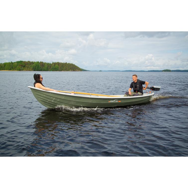 eSuvi 495 2026 + Torqeedo Travel sähkoperämoottorilla