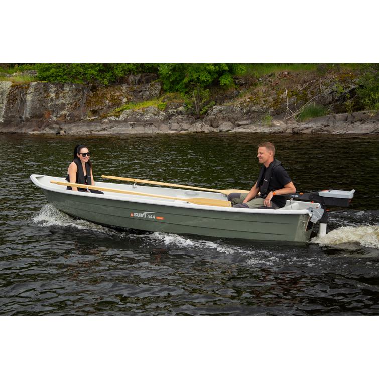 eSuvi 444 2026 +  Torqeedo Travel s&auml;hk&ouml;per&auml;moottorilla