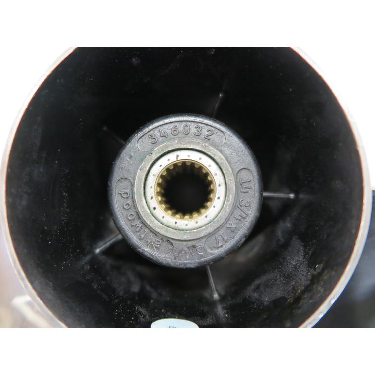 Ballistic potkuri 14-3/4 x 17 SS (M) OMC, Cobra vetolaitteet