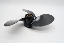 Potkuri Suzuki 7-3/8 x 5-3/8 DF2.5 2012 => alumiinia, musta