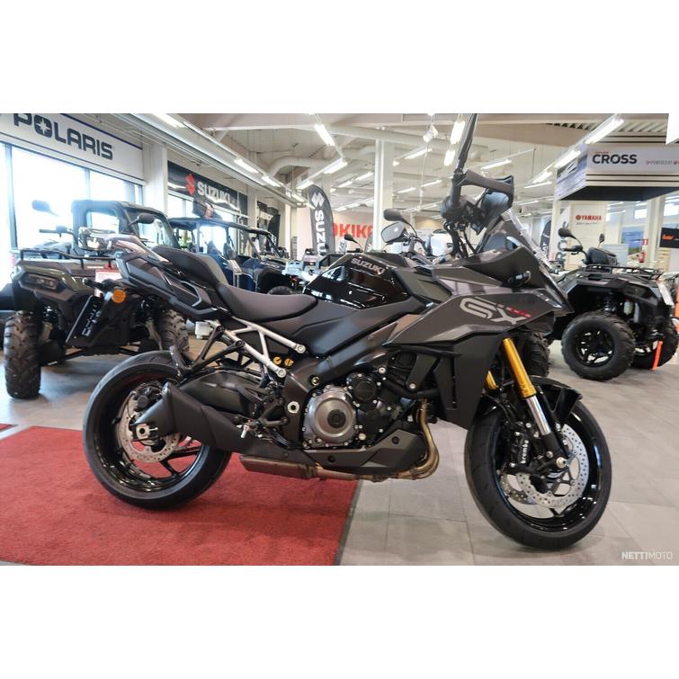 GSX-S Moottoripyörä