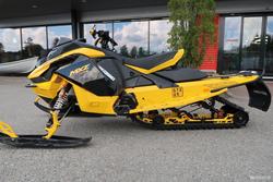 MX Z Moottorikelkka