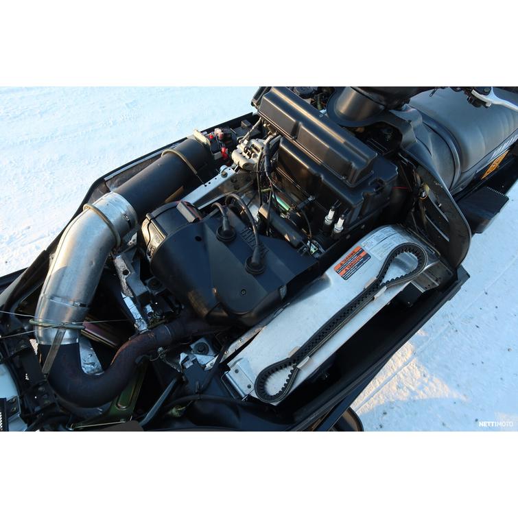 Venture Moottorikelkka