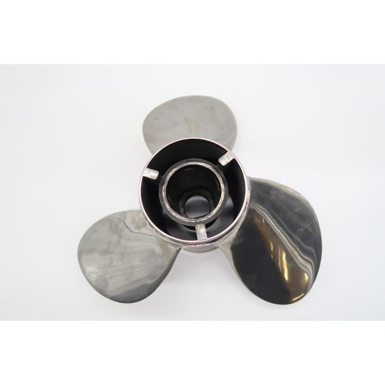 Potkuri Vengeance 135+hp 14.5x17 RH rst KÄYTETTY, ei keskiötä 835257K1 tai K6