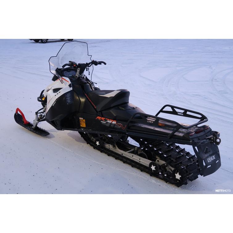 49 Ranger Moottorikelkka