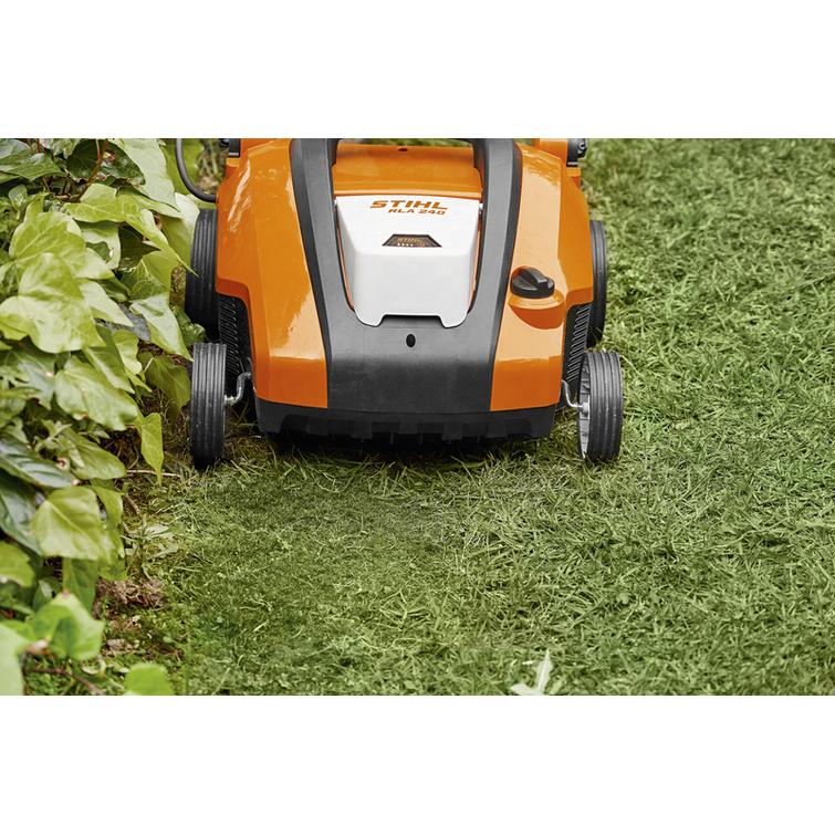 Stihl RLA 240 akkuk&auml;ytt&ouml;inen ilmaaja