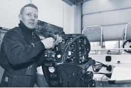 Jari K&auml;rn&auml;