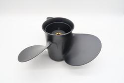 Solas Amita Suzuki 10.1 x 13" alumiinipotkuri 3-lapainen DF20-30