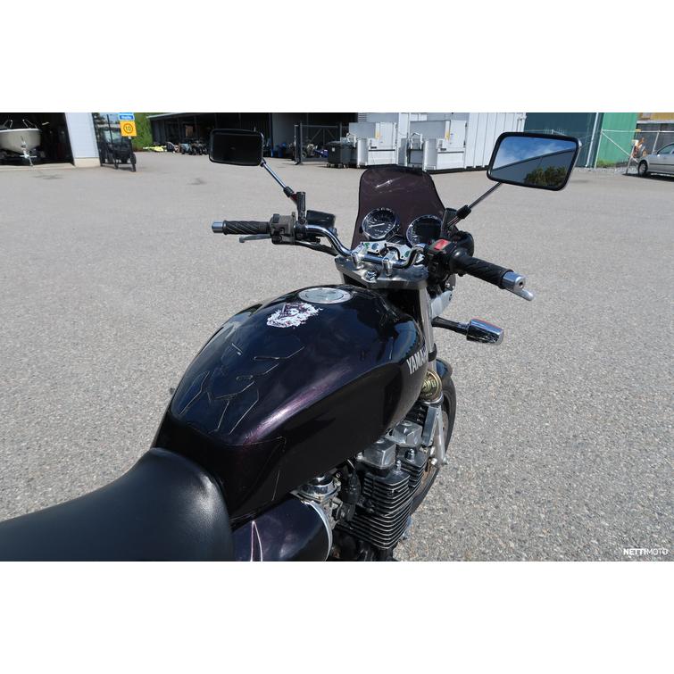 XJR Moottoripy&ouml;r&auml;