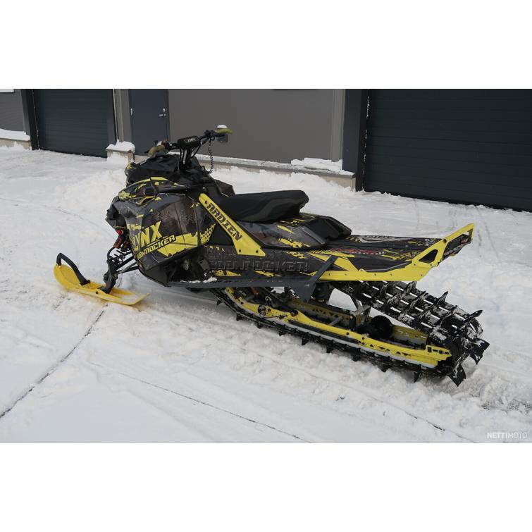 BoonDocker Moottorikelkka