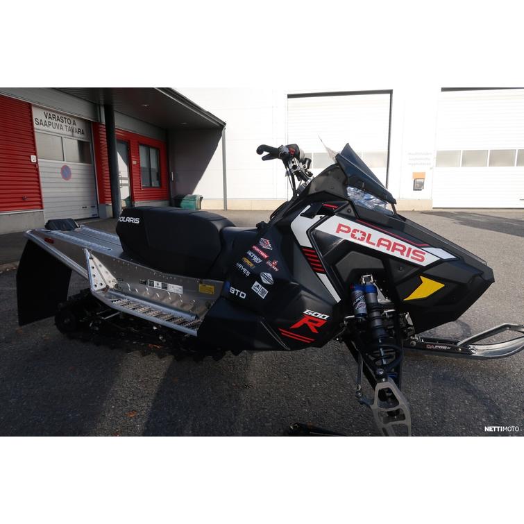 600 R Moottorikelkka