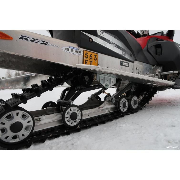 Adventure Moottorikelkka