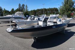 M2 Perämoottori
